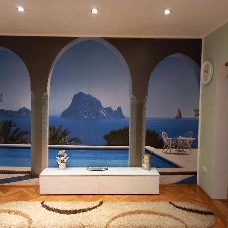 Blue Sky Apartment 普洛耶什蒂 外观 照片